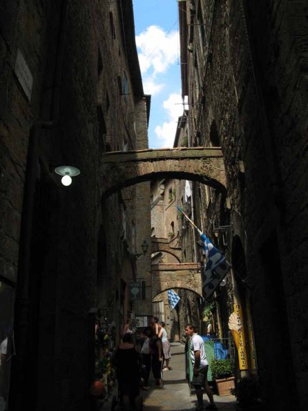 Volterra's streets